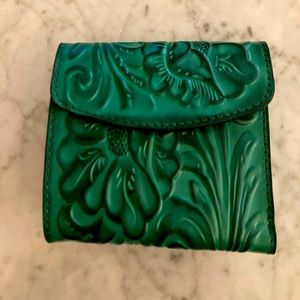 Patricia Nash green tooled wallet. NWT